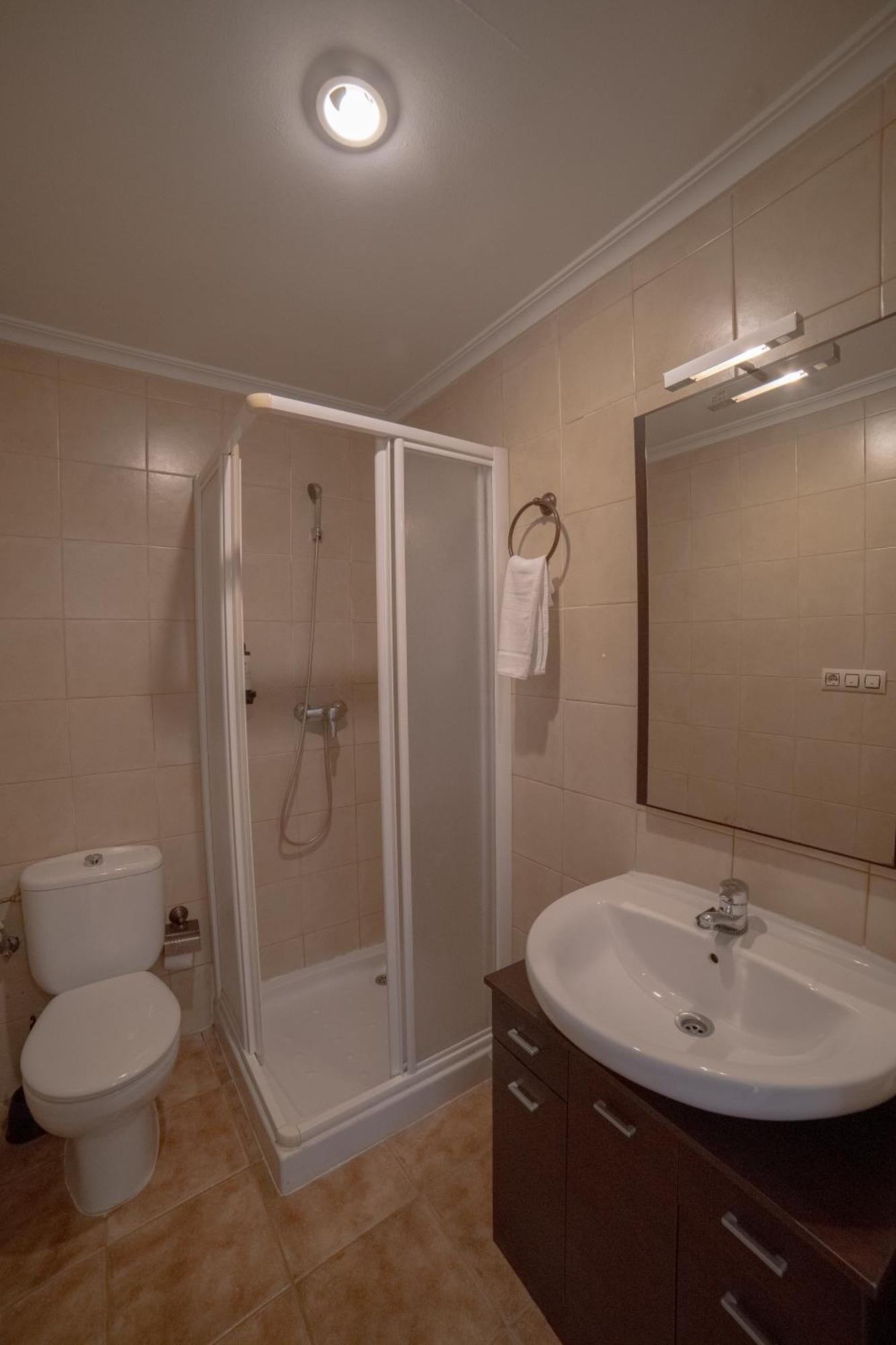Apartamentos Berrocal Alcala del Jucar Exterior foto
