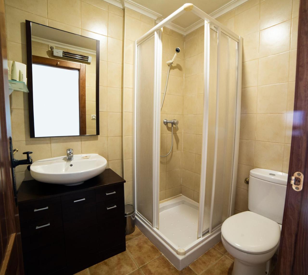 Apartamentos Berrocal Alcala del Jucar Exterior foto